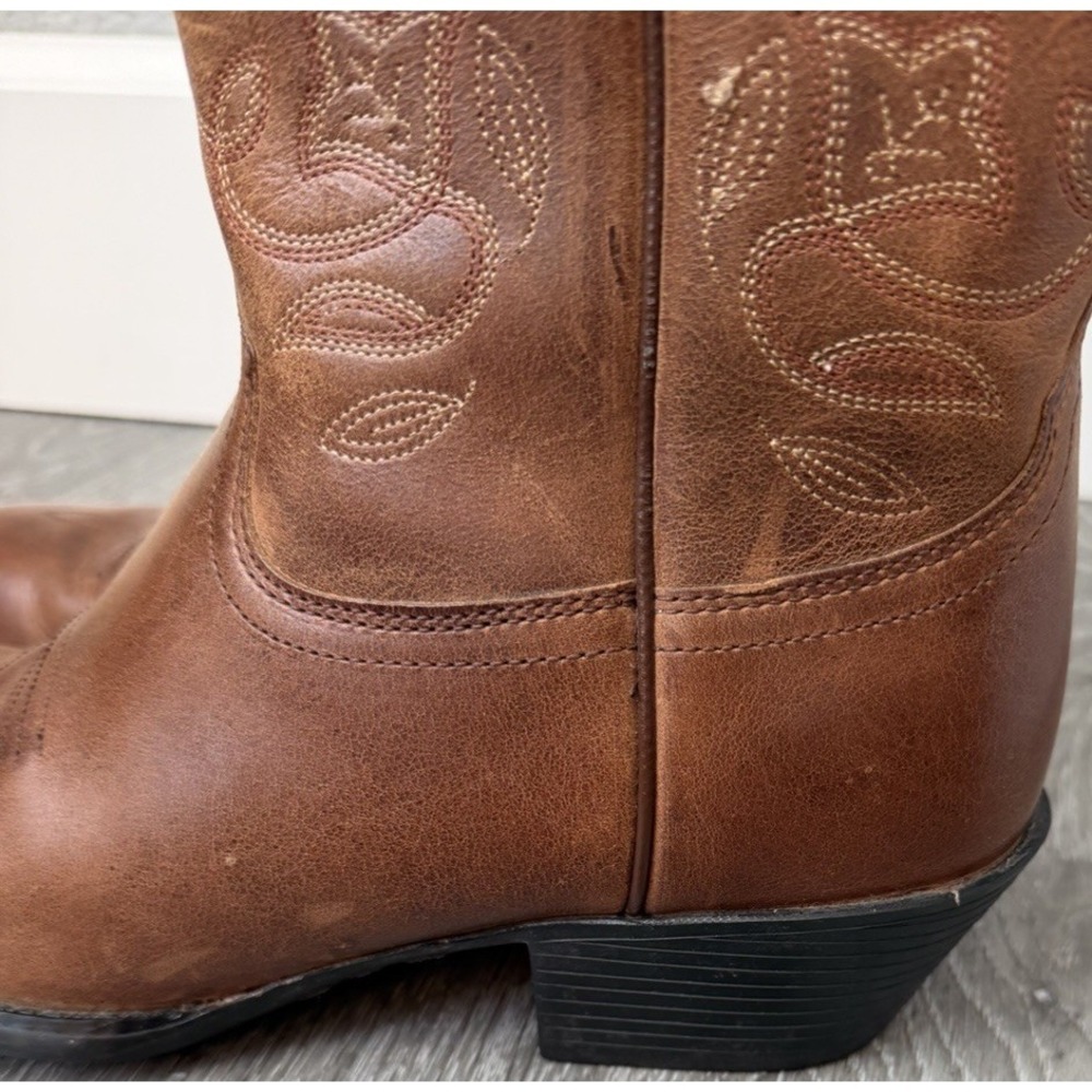 Ariat Women's Heritage Western Boot Dist Brown. Style 10001021(15725) S10B - Picture 13 of 13
